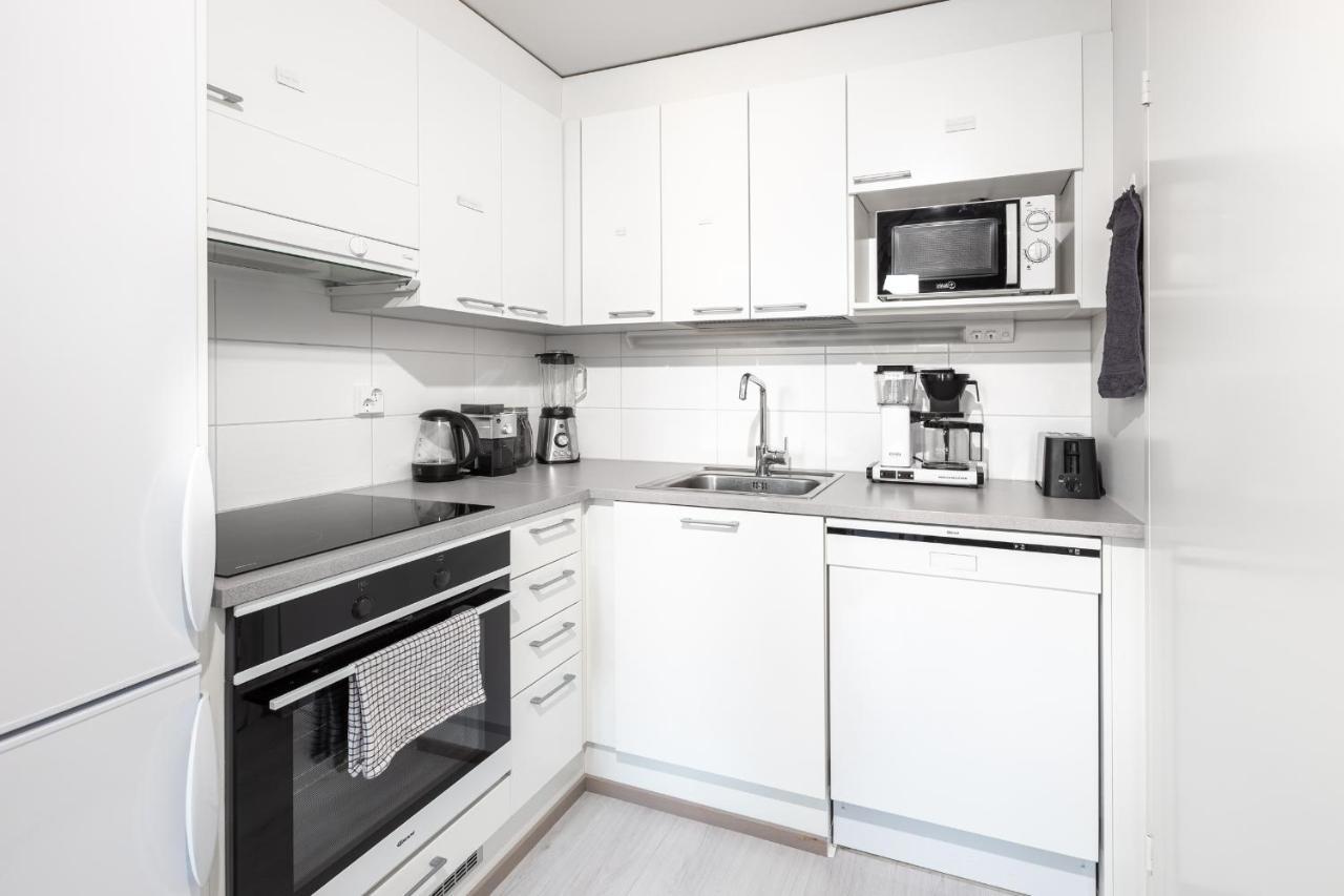 Valoisa Parvekkeellinen Kaksio, Oma Parkkipaikka Apartment Tampere Bagian luar foto