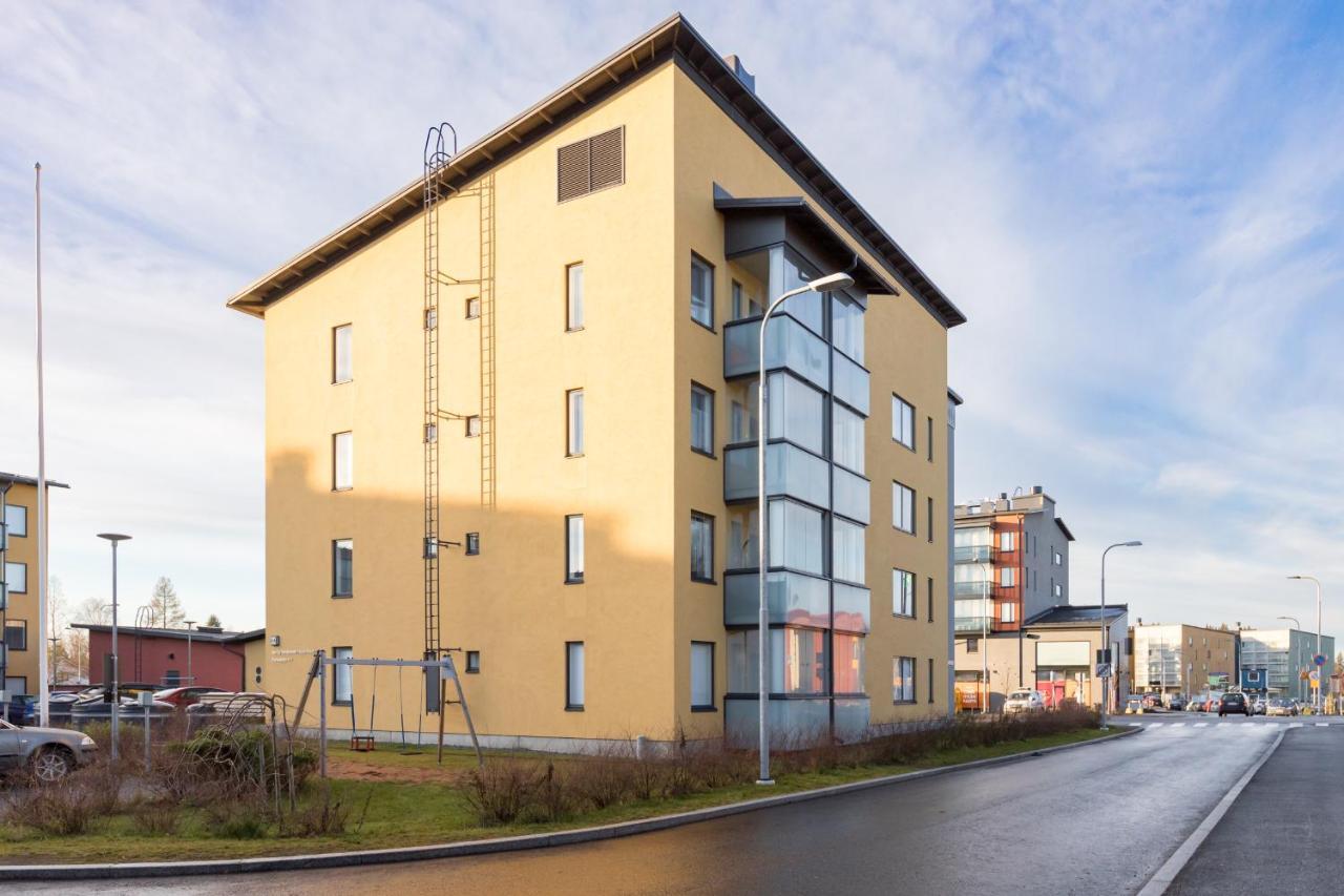 Valoisa Parvekkeellinen Kaksio, Oma Parkkipaikka Apartment Tampere Bagian luar foto
