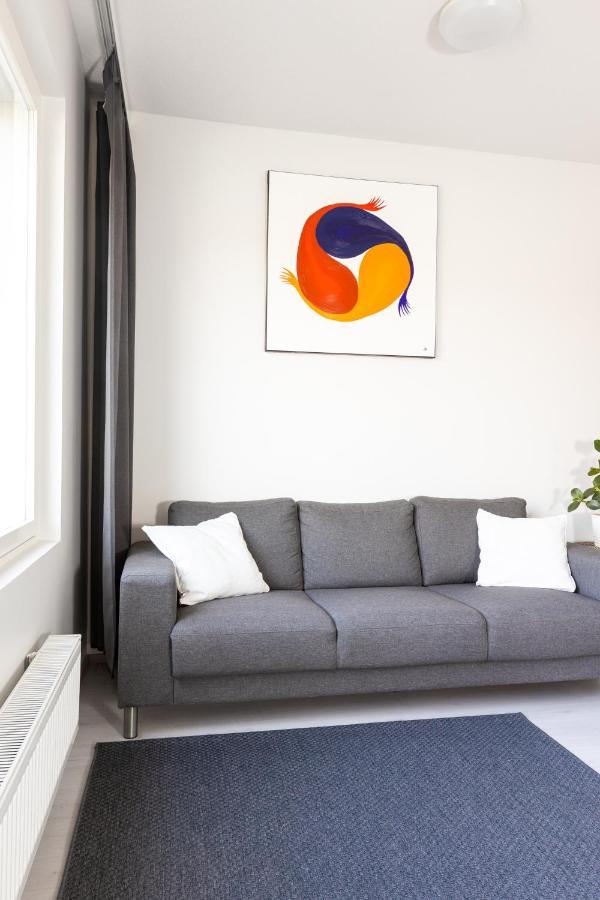 Valoisa Parvekkeellinen Kaksio, Oma Parkkipaikka Apartment Tampere Bagian luar foto